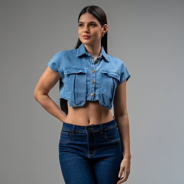 Camisera corta con Bolsillos