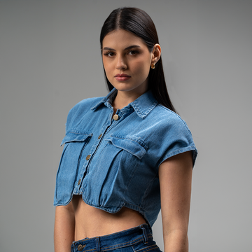 Camisera corta con Bolsillos